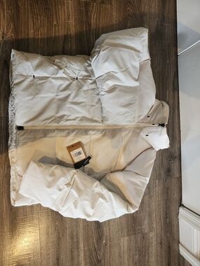 The North Face Men's Remastered Nupste Puffer Jacket in White Dune (L)